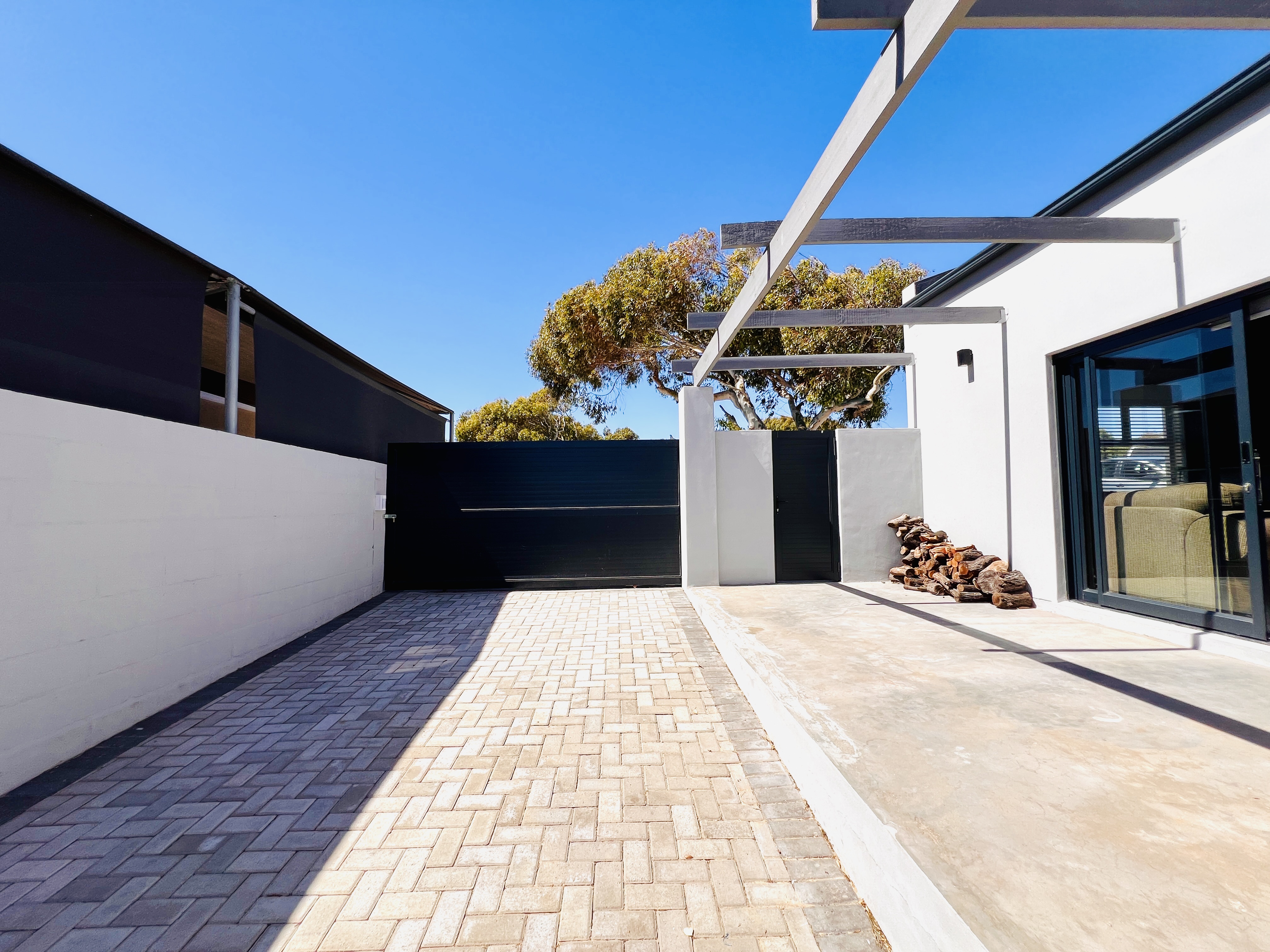 4 Bedroom Property for Sale in Country Club Western Cape